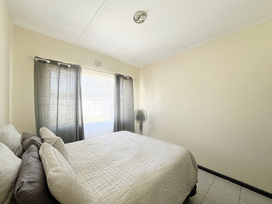 To Let 3 Bedroom Property for Rent in Windsor Park Estate Western Cape